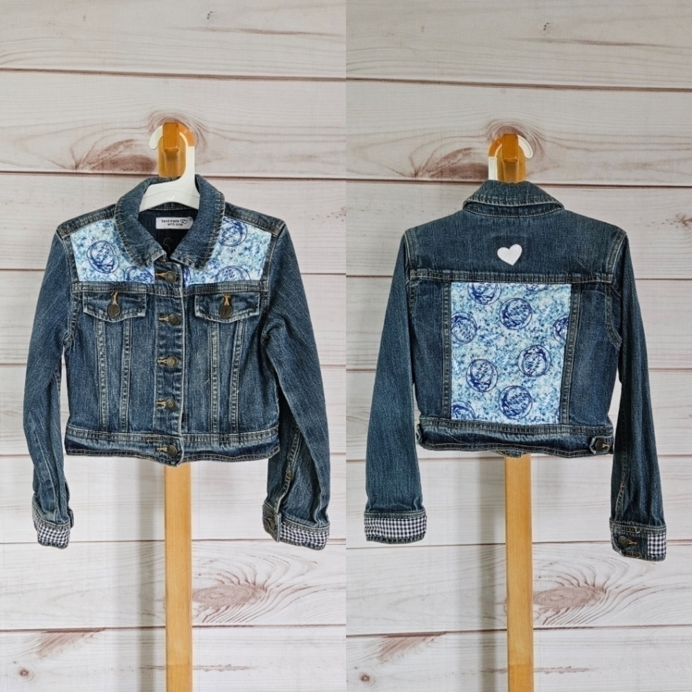 Grateful Dead Denim Trucker Jacket Blue White Size 6 NWT